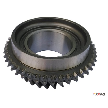 JC530T3 4X2 second shaft third gear